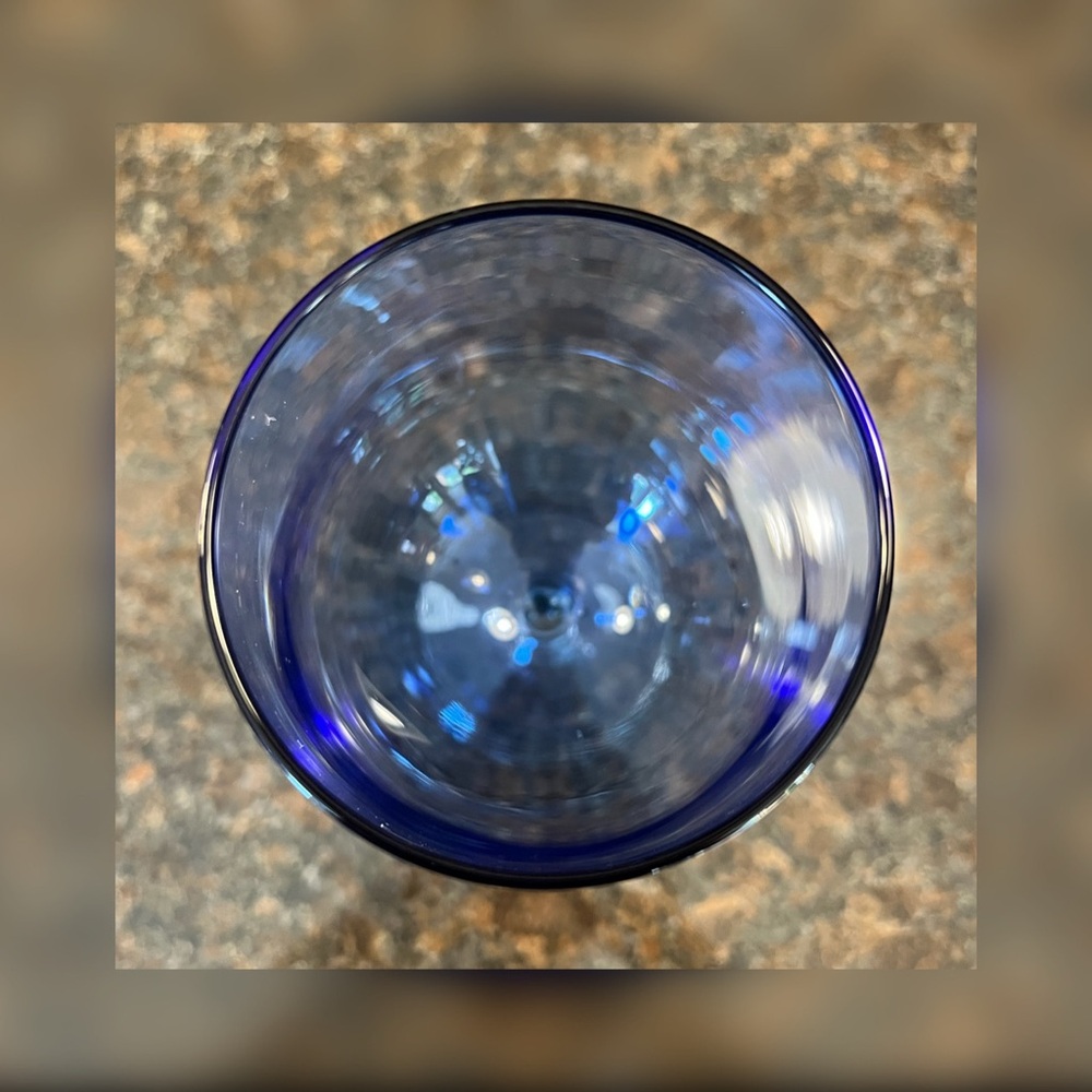 Block Crystal Cobalt Blue Wine Glasses ( pair) - Picture 3 of 4